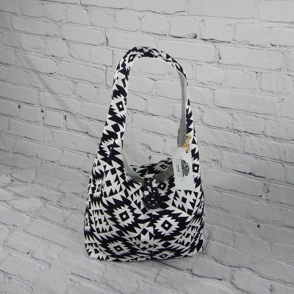 Gorgeous Handmade Hobo Bag - Picture 10 of 11